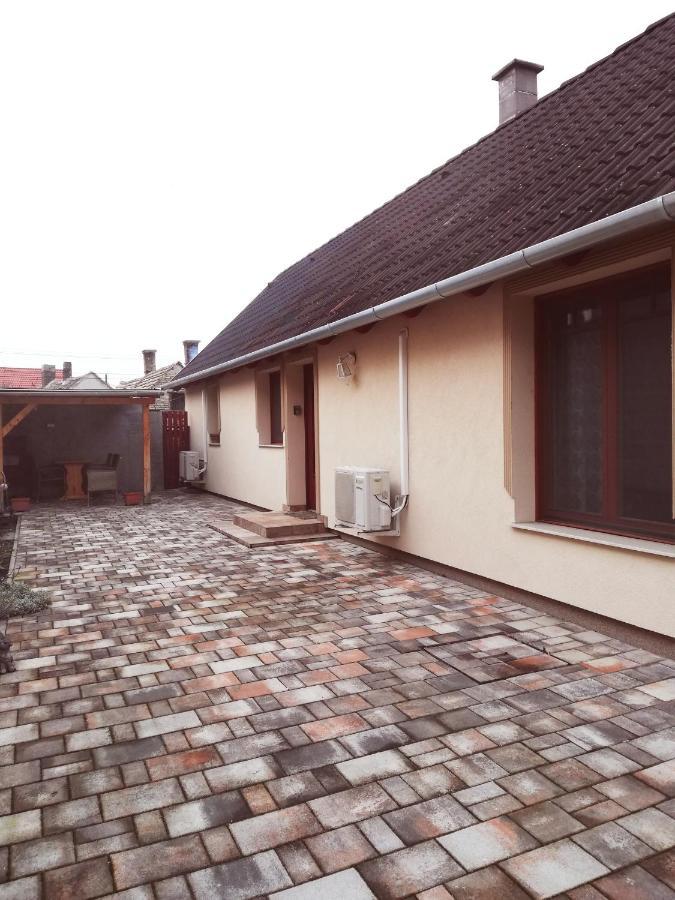 Napvirág Vendégház Keszthely Exterior foto